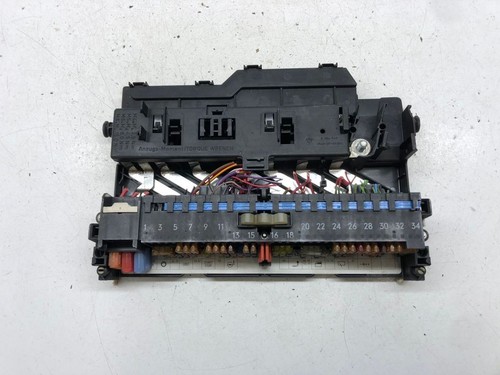 Bmw e46 2001 fuse module - 3,